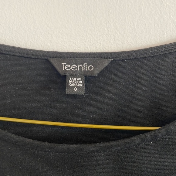 Teenflo dress black stretchy material with shoulder pads and metal detailing - Picture 6 of 7